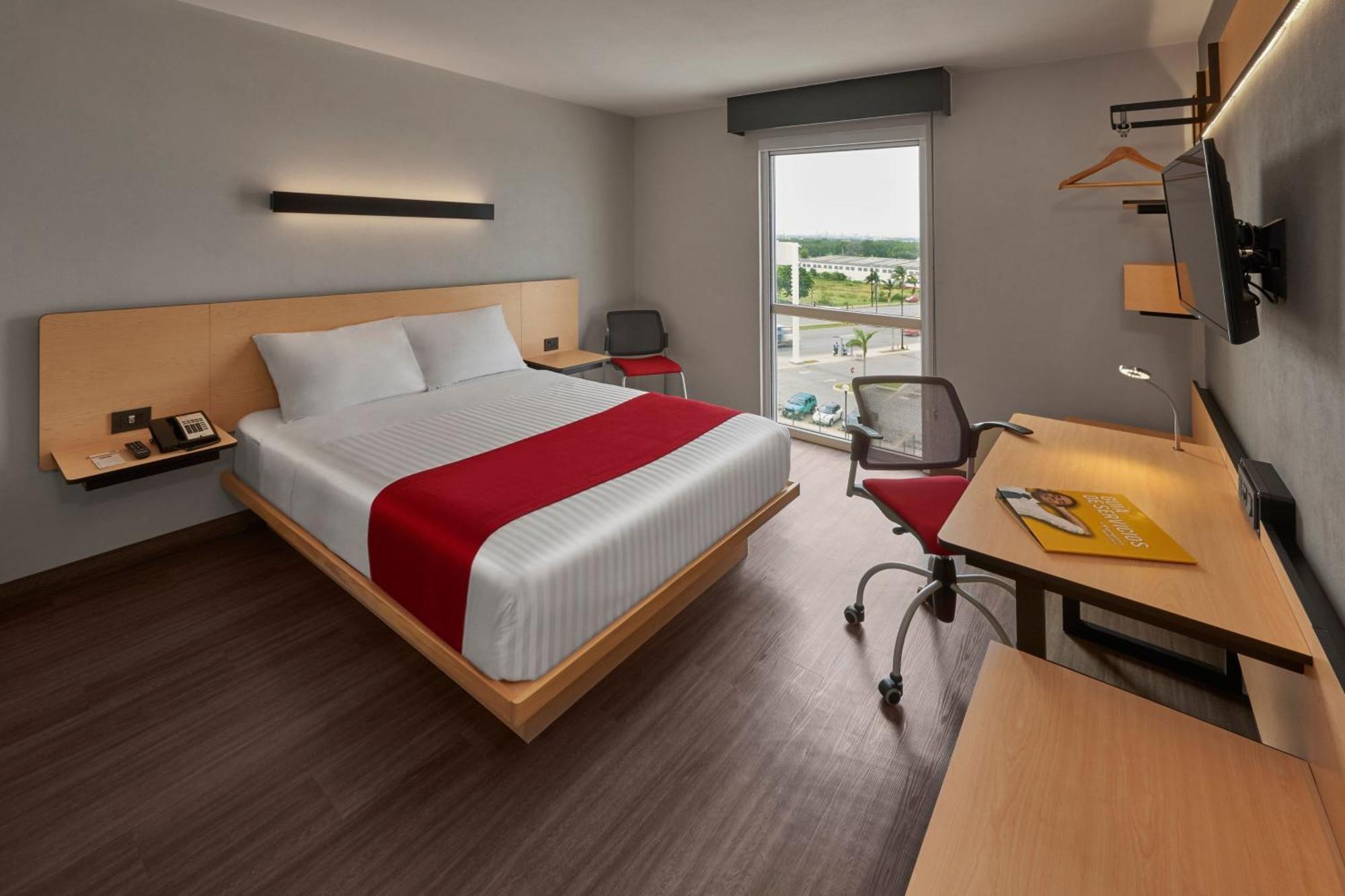 City Express By Marriott Chihuahua Ngoại thất bức ảnh